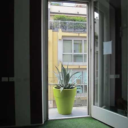 Hotel Gogol'ostello&caffè Letterario *